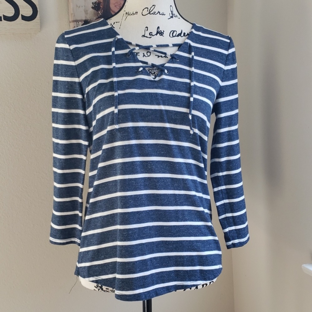 Navy & white Top